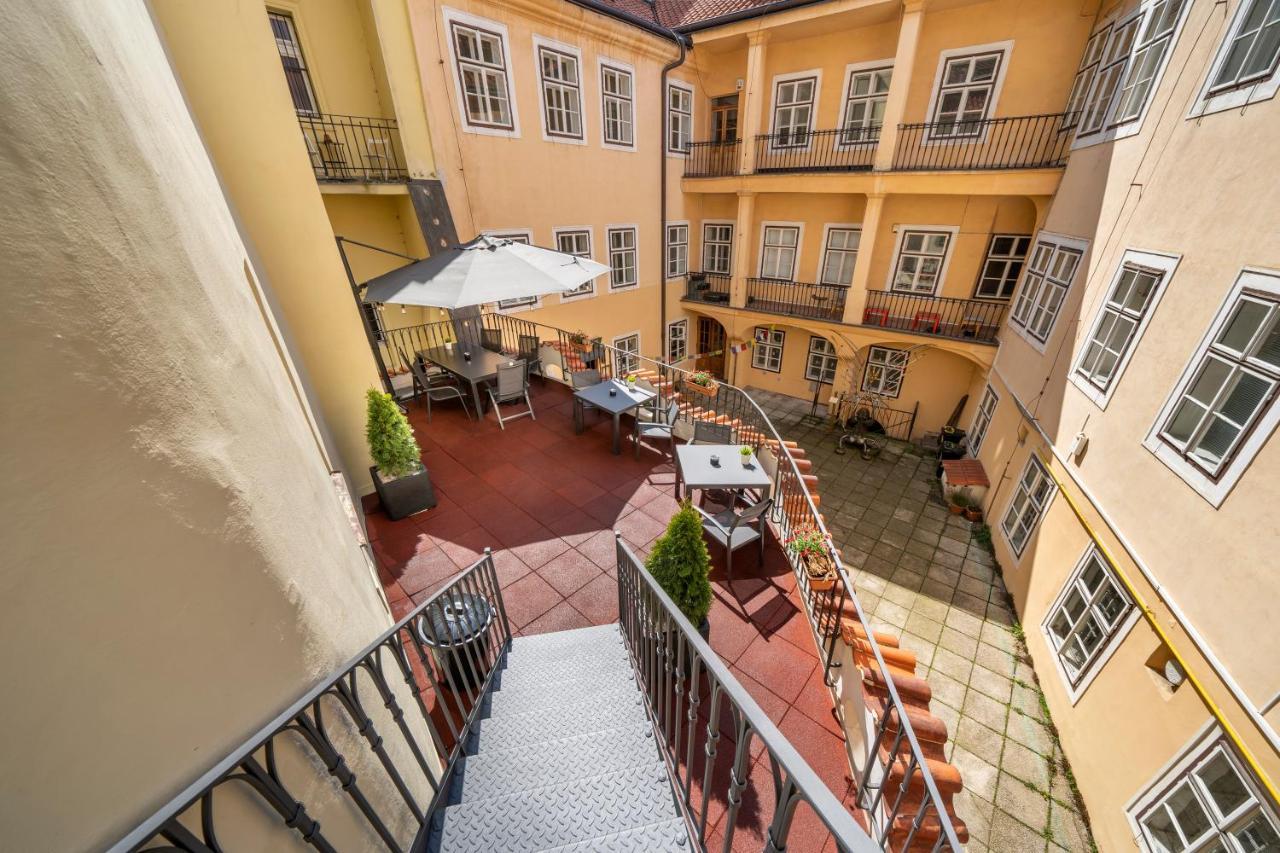 Old Town - Aparthotel Michalska Praga Exterior foto